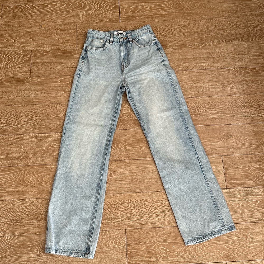 High waisted TRF Mom Fit Jeans
